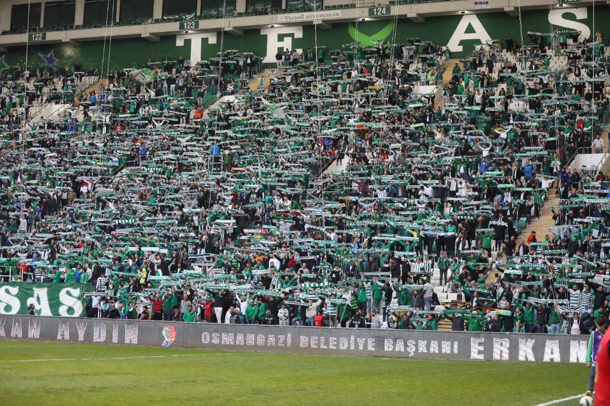 (FOTO GALERİ) Bursaspor-Silifke Belediyespor Taraftar Fotoğrafları
