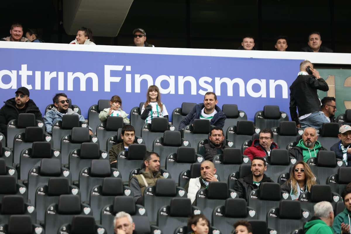(FOTO GALERİ) Bursaspor-Silifke Belediyespor Taraftar Fotoğrafları