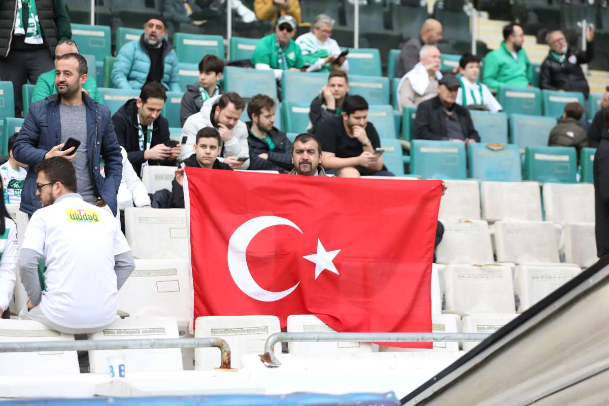 (FOTO GALERİ) Bursaspor-Silifke Belediyespor Taraftar Fotoğrafları