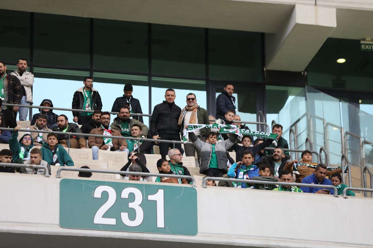 (FOTO GALERİ) Bursaspor-Silifke Belediyespor Taraftar Fotoğrafları