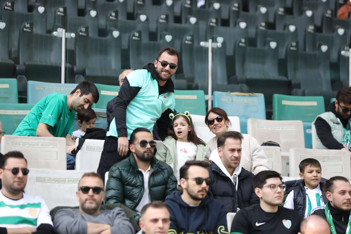 (FOTO GALERİ) Bursaspor-Silifke Belediyespor Taraftar Fotoğrafları
