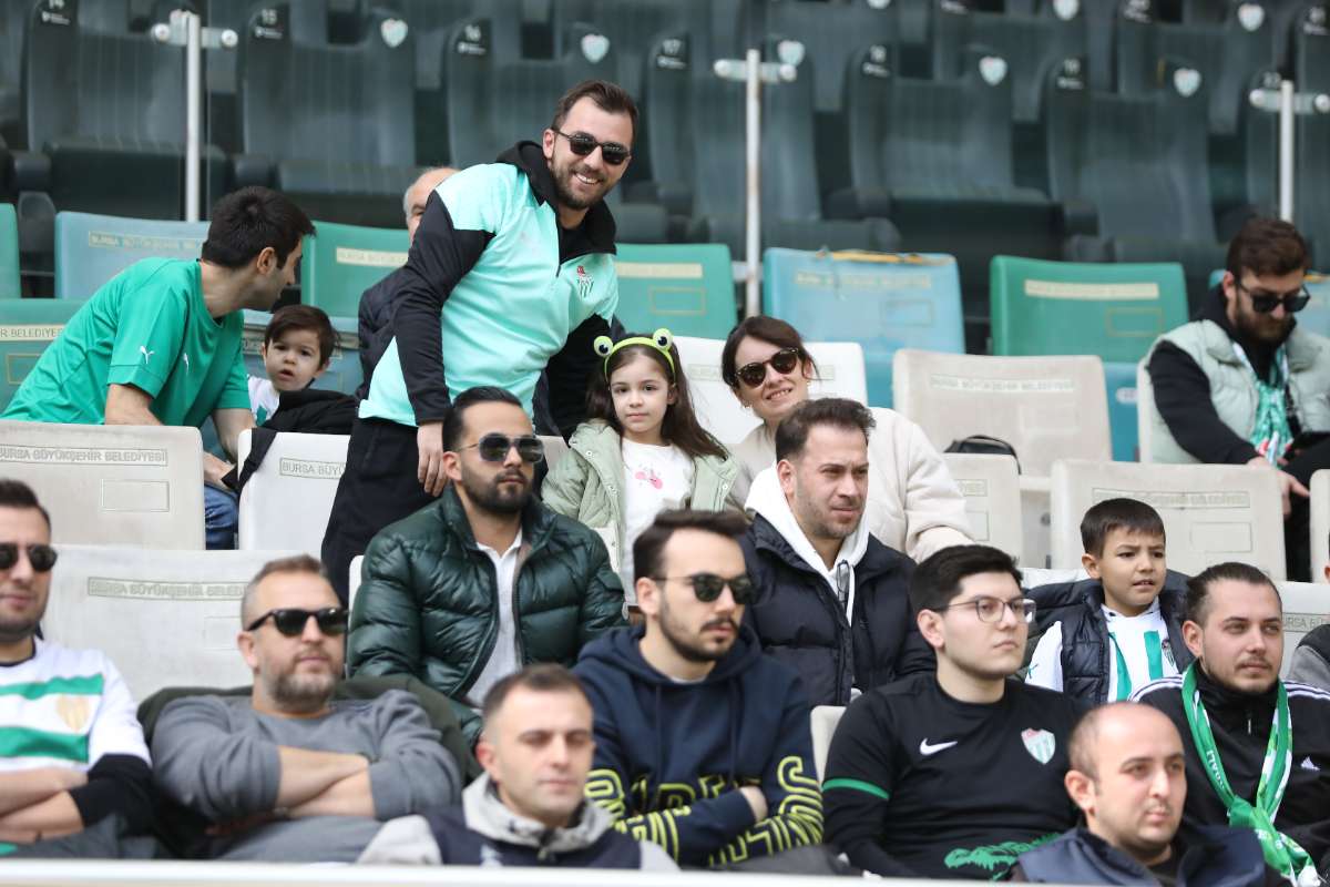 (FOTO GALERİ) Bursaspor-Silifke Belediyespor Taraftar Fotoğrafları