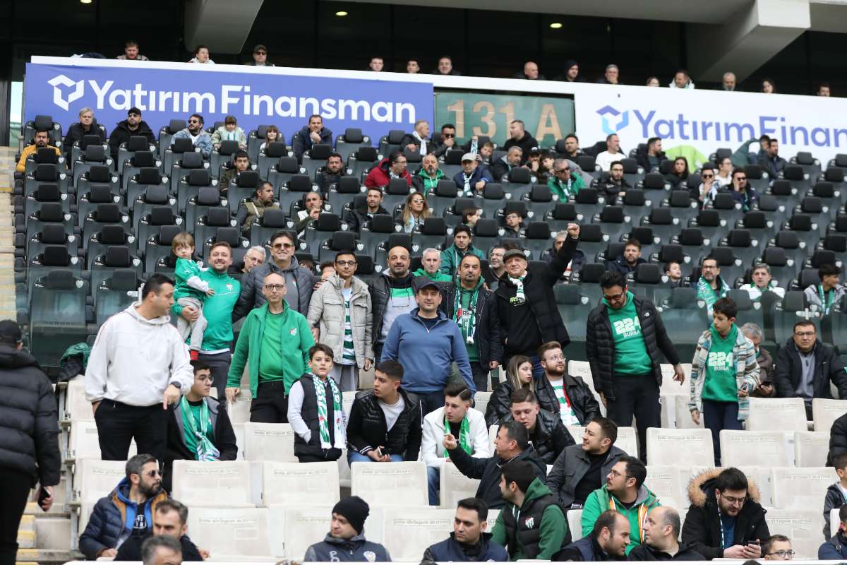 (FOTO GALERİ) Bursaspor-Silifke Belediyespor Taraftar Fotoğrafları