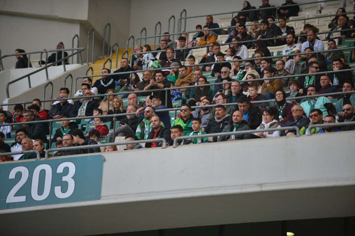 (FOTO GALERİ) Bursaspor-Silifke Belediyespor Taraftar Fotoğrafları -2