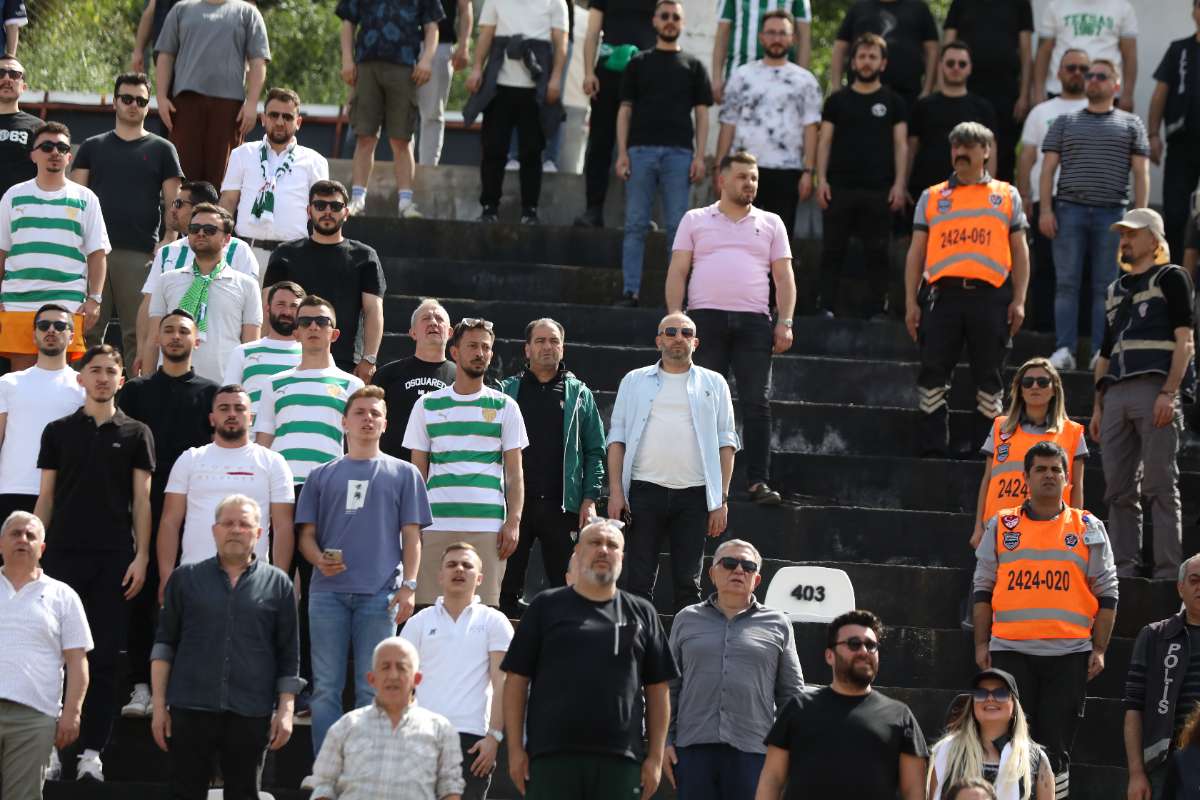 (FOTO GALERİ) KUŞADASISPOR - BURSASPOR FOTOĞRAFLARI