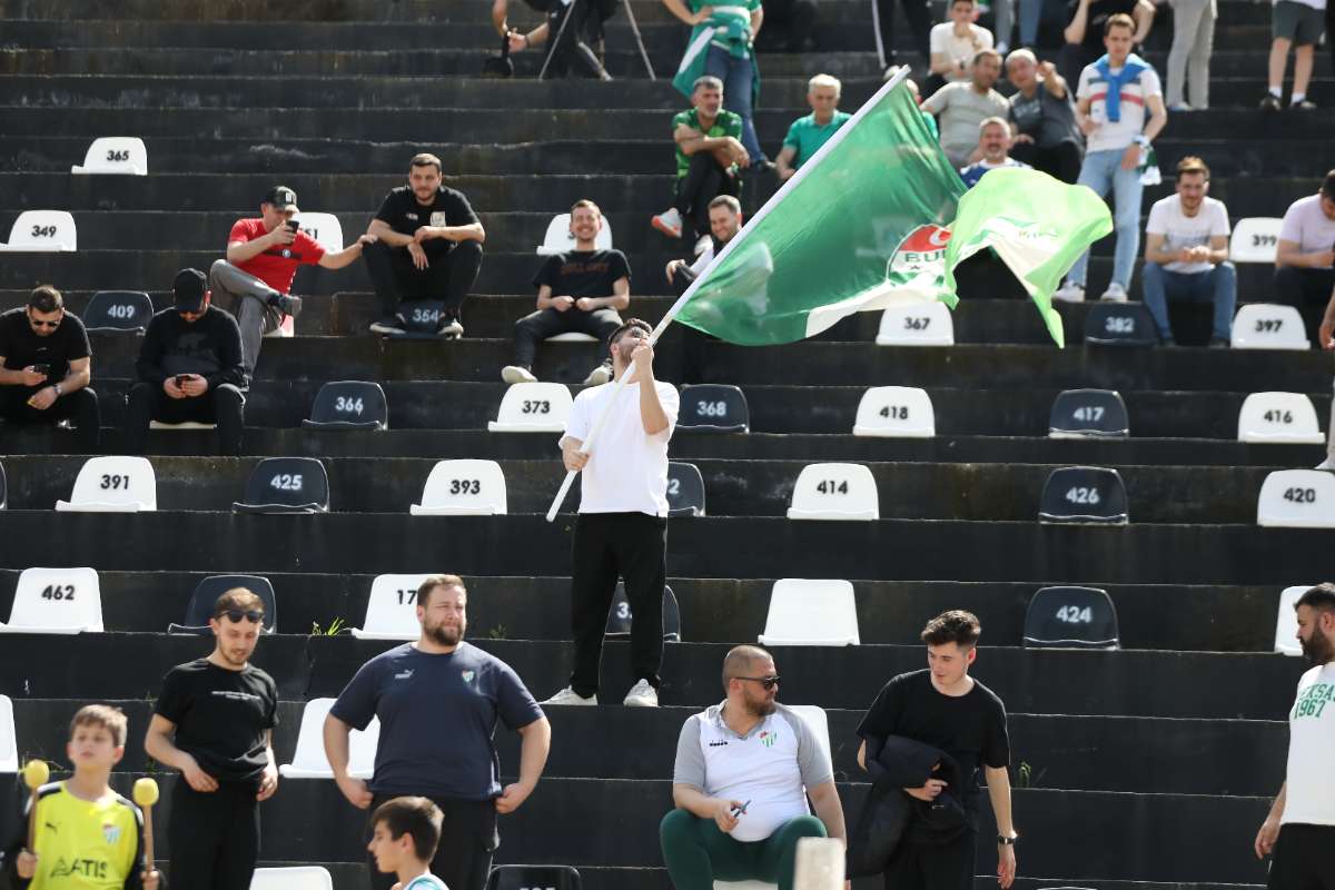 (FOTO GALERİ) KUŞADASISPOR - BURSASPOR FOTOĞRAFLARI