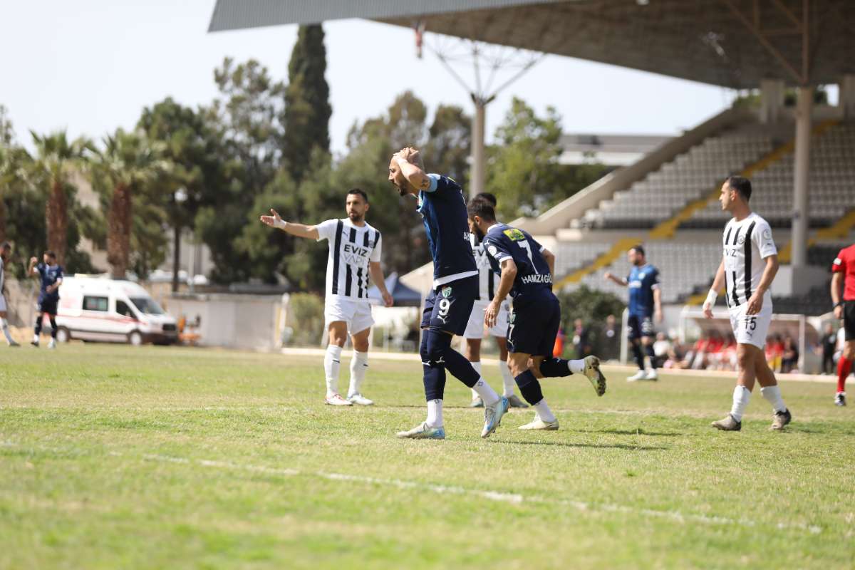 (FOTO GALERİ) KUŞADASISPOR - BURSASPOR FOTOĞRAFLARI