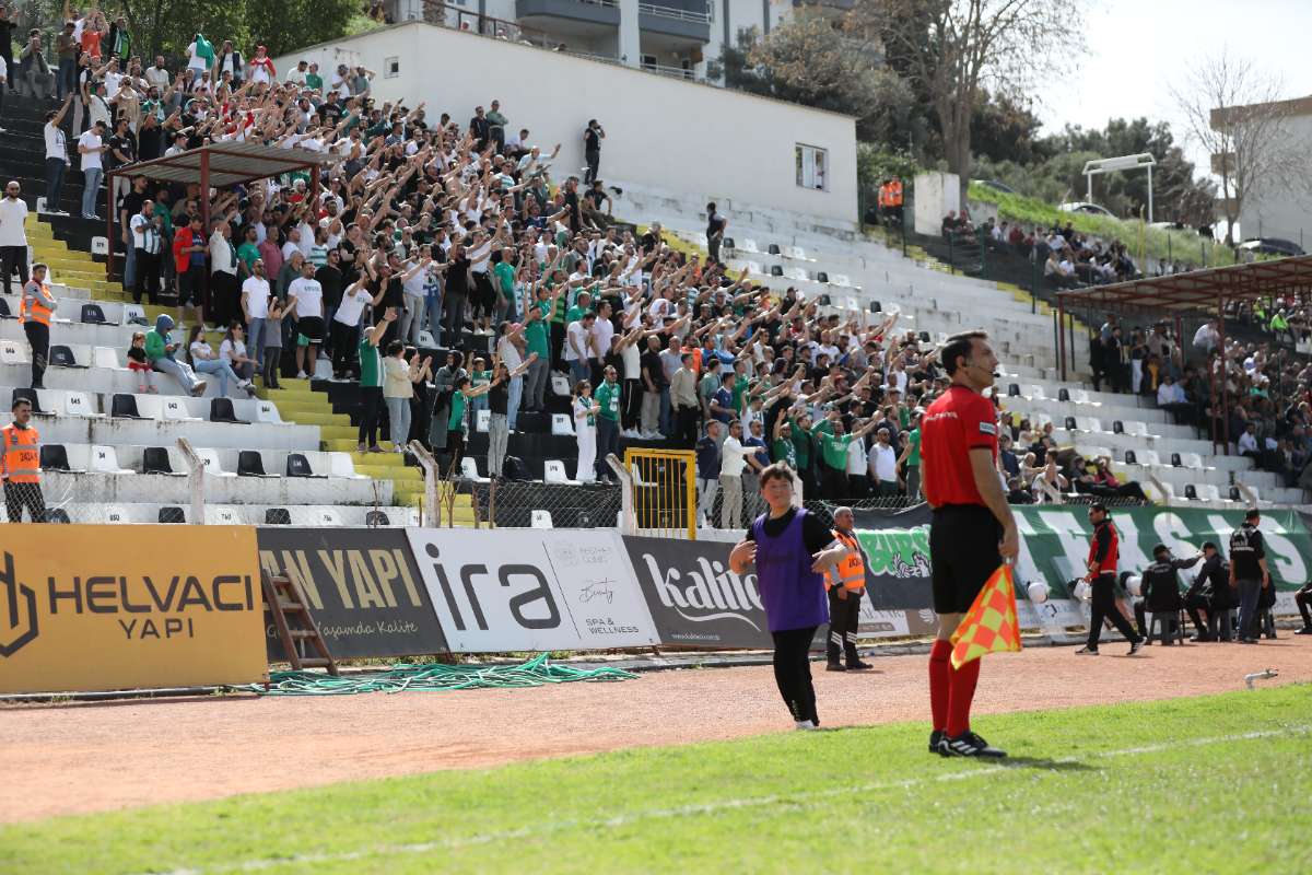(FOTO GALERİ) KUŞADASISPOR - BURSASPOR FOTOĞRAFLARI