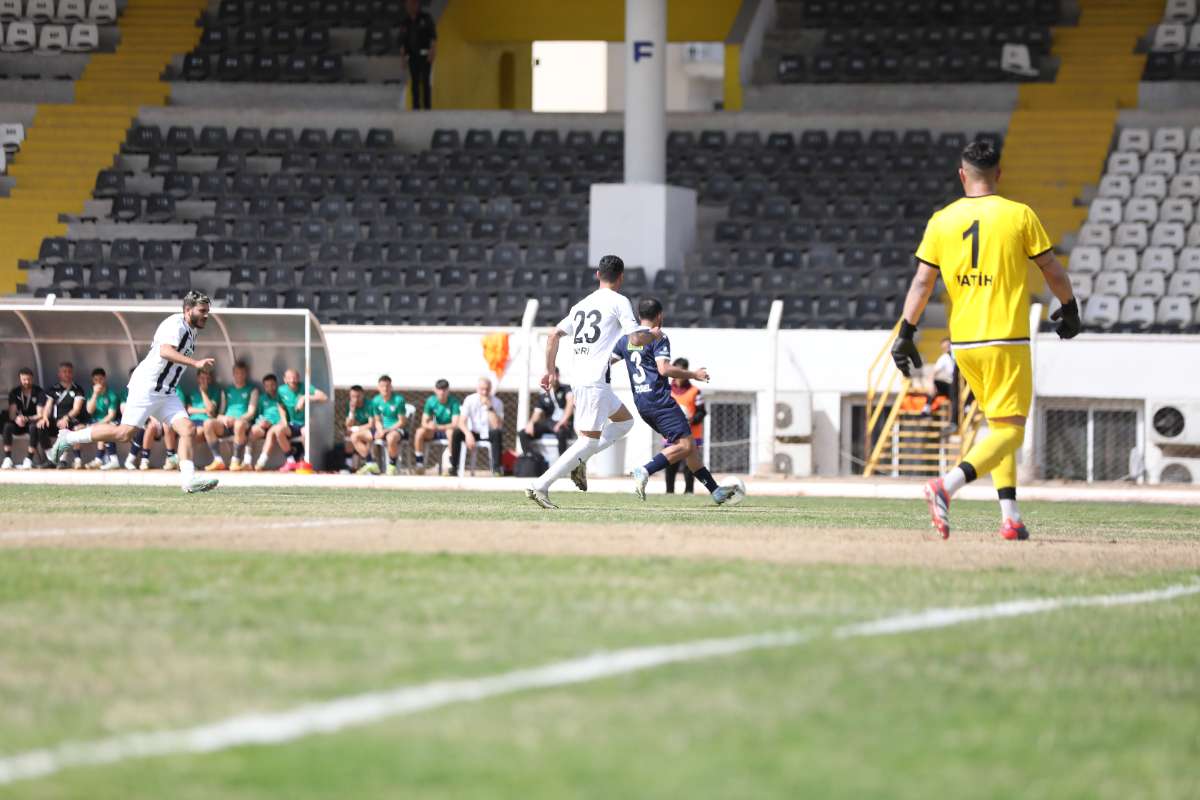 (FOTO GALERİ) KUŞADASISPOR - BURSASPOR FOTOĞRAFLARI