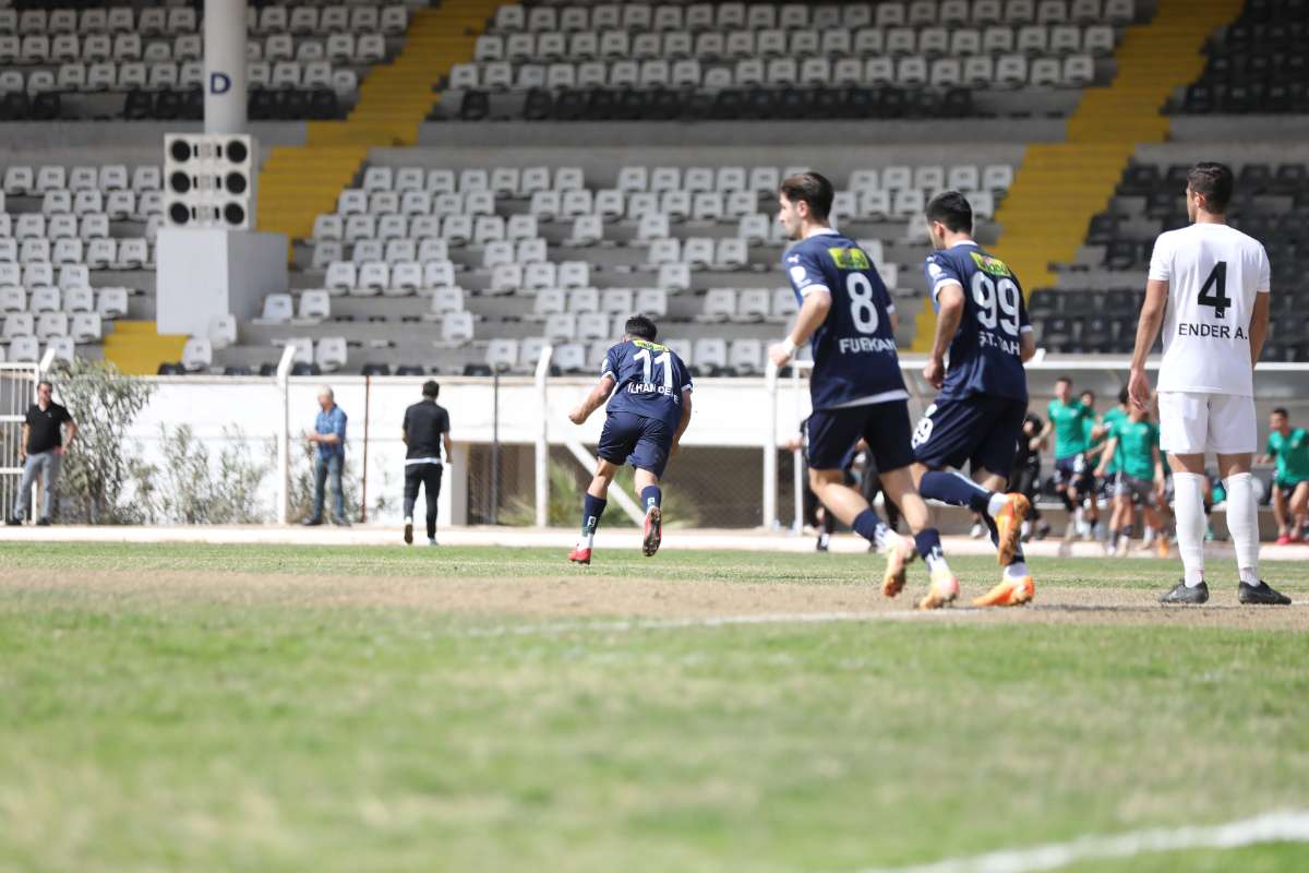 (FOTO GALERİ) KUŞADASISPOR - BURSASPOR FOTOĞRAFLARI