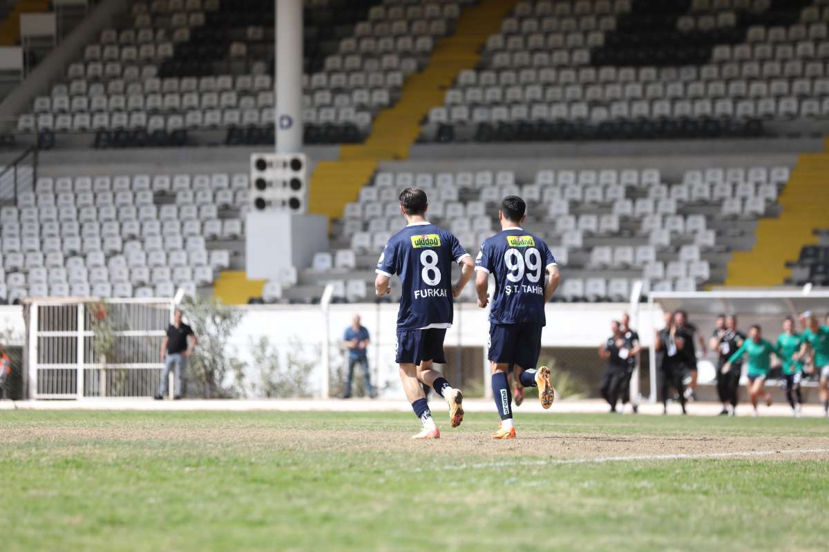 (FOTO GALERİ) KUŞADASISPOR - BURSASPOR FOTOĞRAFLARI