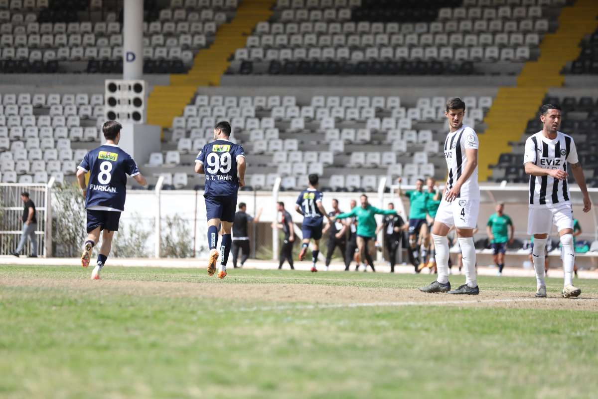 (FOTO GALERİ) KUŞADASISPOR - BURSASPOR FOTOĞRAFLARI