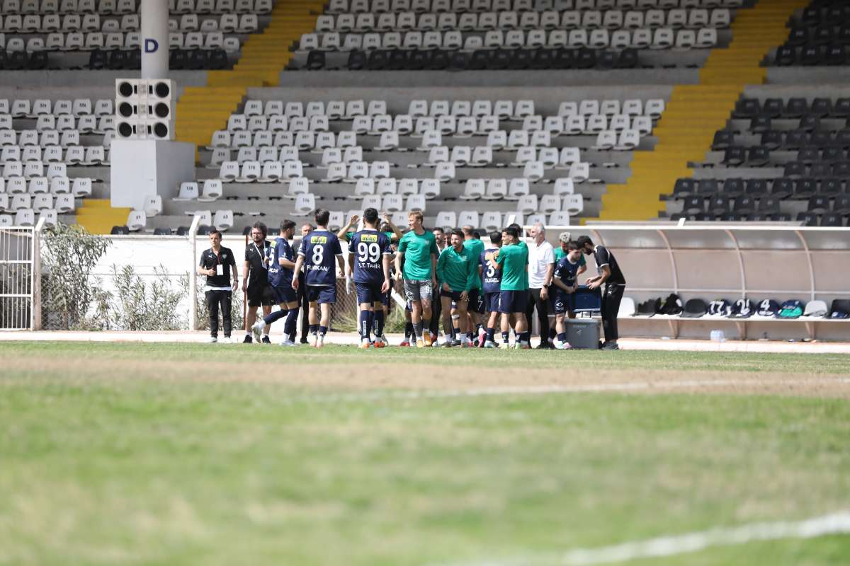 (FOTO GALERİ) KUŞADASISPOR - BURSASPOR FOTOĞRAFLARI