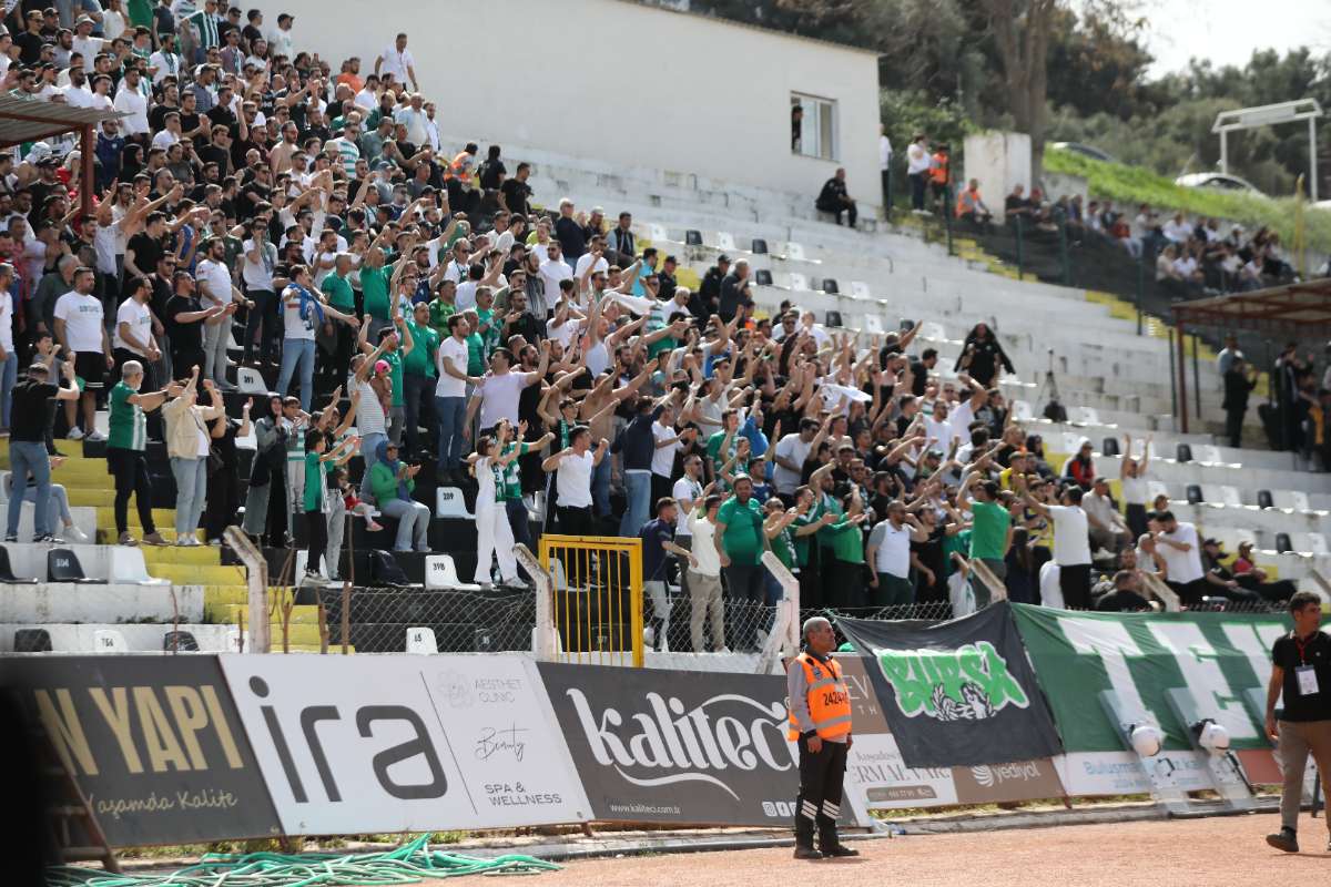 (FOTO GALERİ) KUŞADASISPOR - BURSASPOR FOTOĞRAFLARI