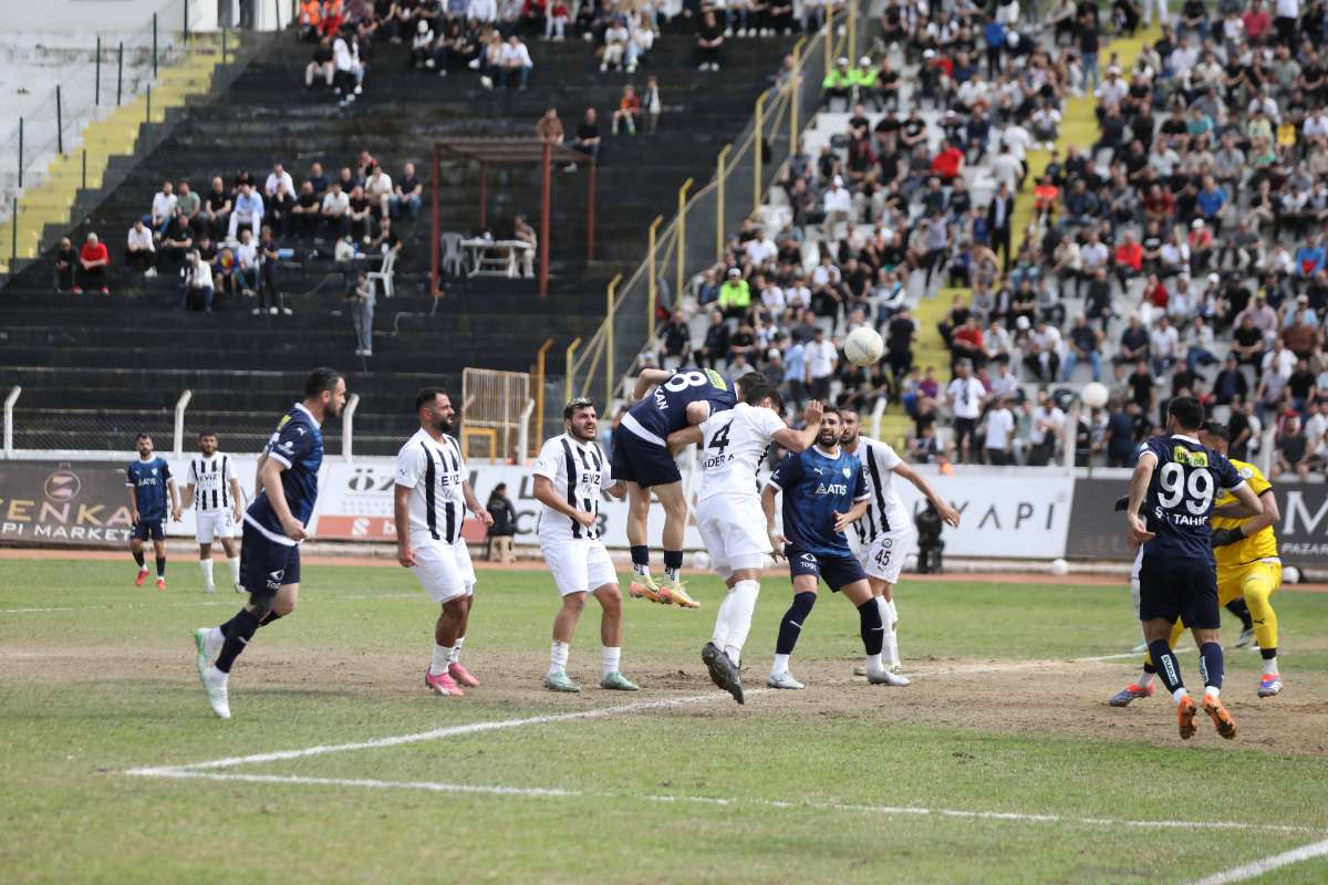 (FOTO GALERİ) KUŞADASISPOR - BURSASPOR FOTOĞRAFLARI