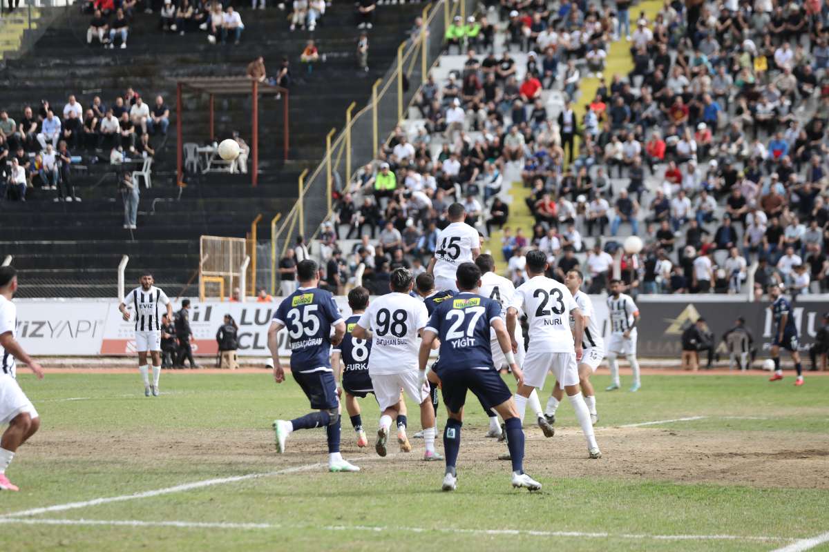 (FOTO GALERİ) KUŞADASISPOR - BURSASPOR FOTOĞRAFLARI