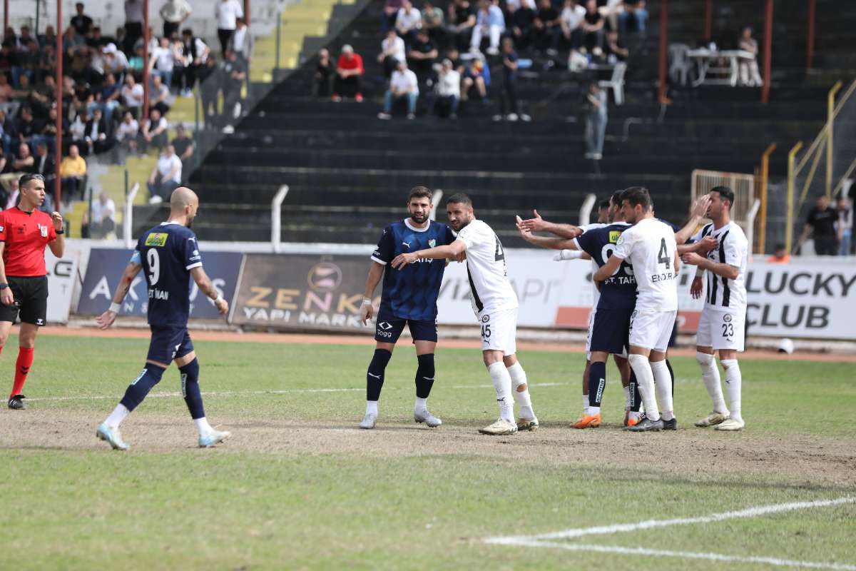 (FOTO GALERİ) KUŞADASISPOR - BURSASPOR FOTOĞRAFLARI