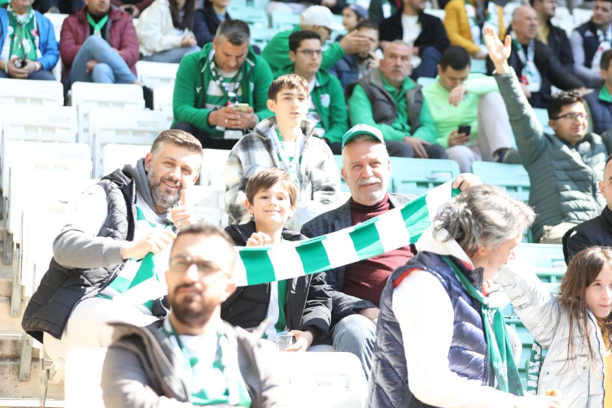 (FOTO GALERİ) Bursaspor-Kırşehir Belediyespor Maçından Taraftar Fotoğrafları