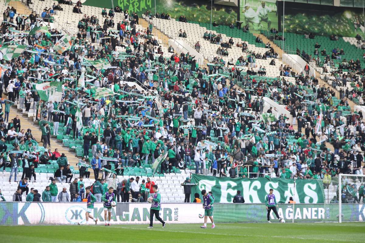 (FOTO GALERİ) Bursaspor-Kırşehir Belediyespor Maçından Taraftar Fotoğrafları