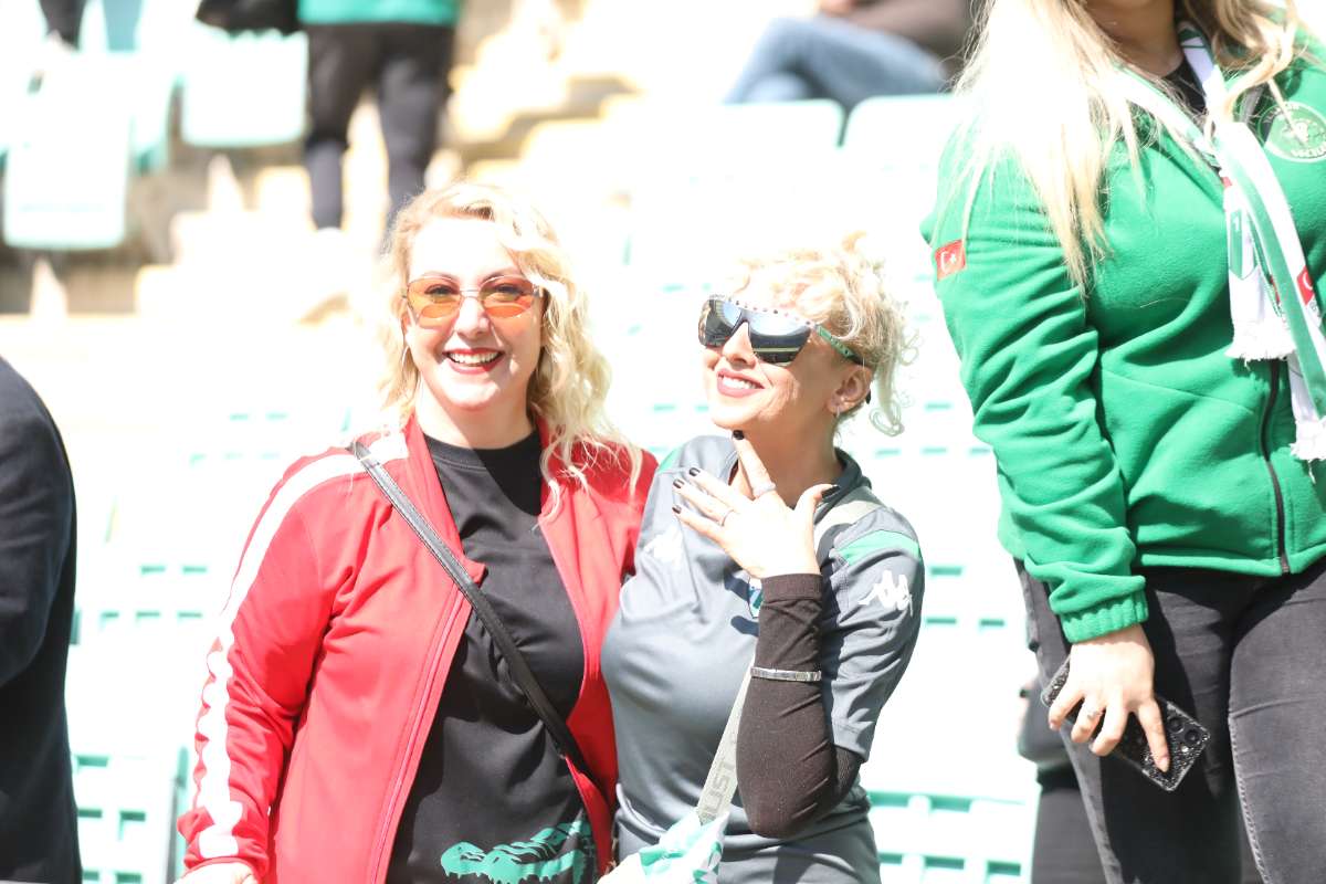 (FOTO GALERİ) Bursaspor-Kırşehir Belediyespor Maçından Taraftar Fotoğrafları