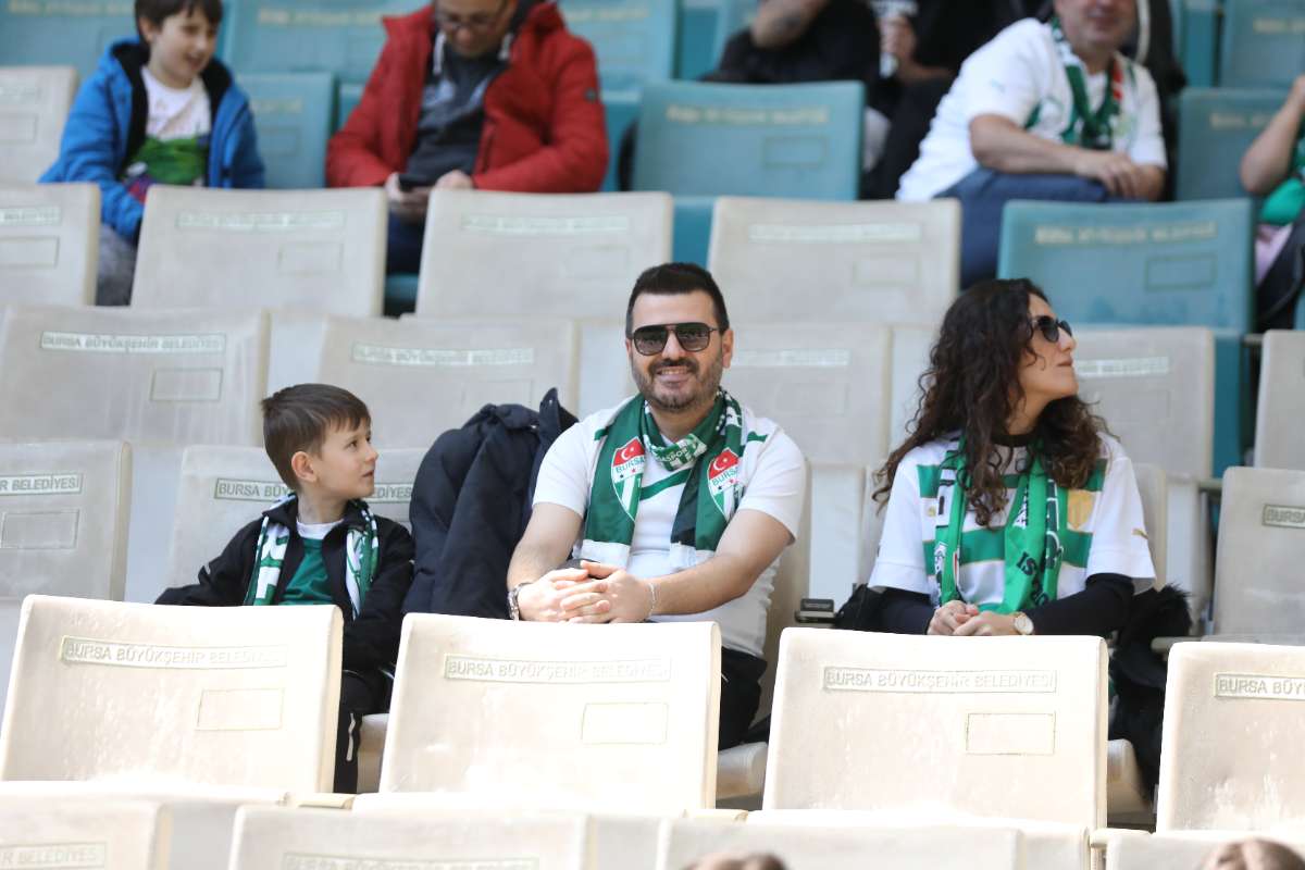 (FOTO GALERİ) Bursaspor-Kırşehir Belediyespor Maçından Taraftar Fotoğrafları