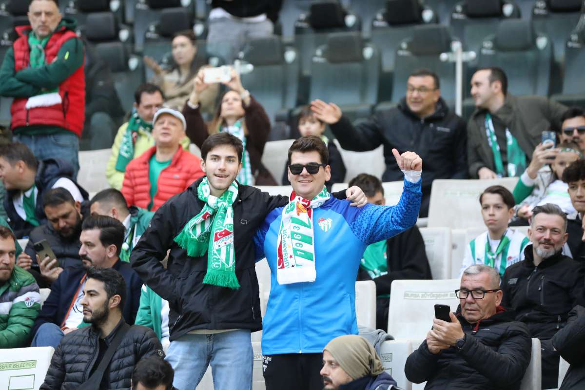 (FOTO GALERİ) Bursaspor-Kırşehir Belediyespor Maçından Taraftar Fotoğrafları
