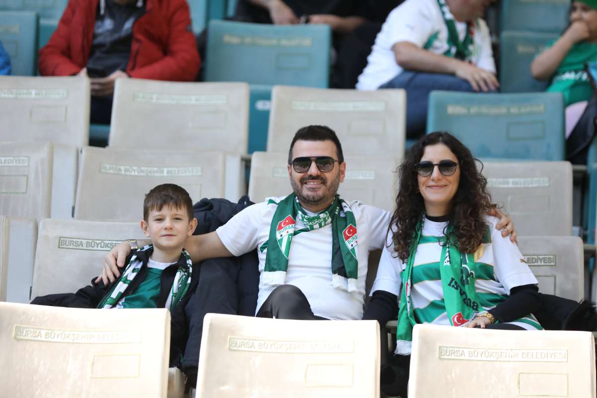 (FOTO GALERİ) Bursaspor-Kırşehir Belediyespor Maçından Taraftar Fotoğrafları