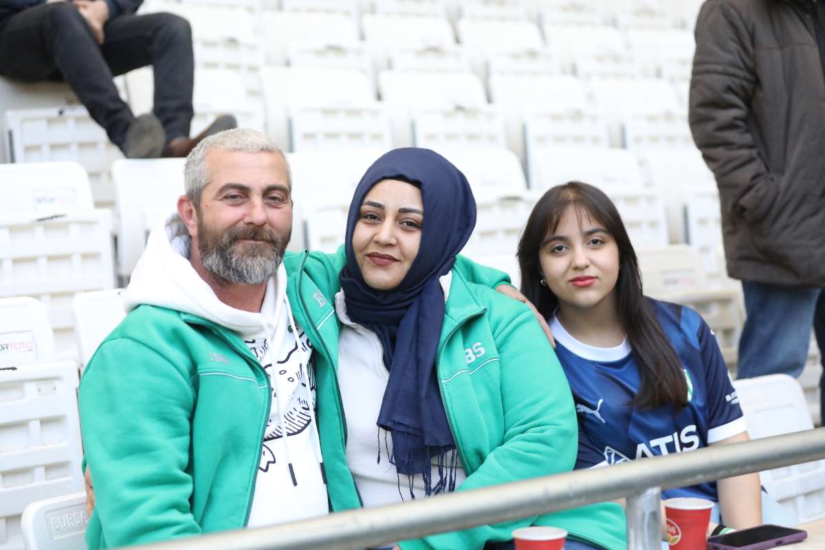 (FOTO GALERİ) Bursaspor-Kırşehir Belediyespor Maçından Taraftar Fotoğrafları