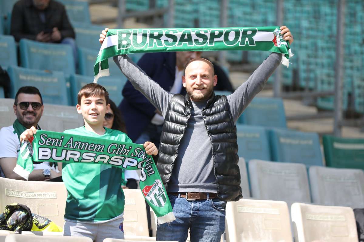 (FOTO GALERİ) Bursaspor-Kırşehir Belediyespor Maçından Taraftar Fotoğrafları