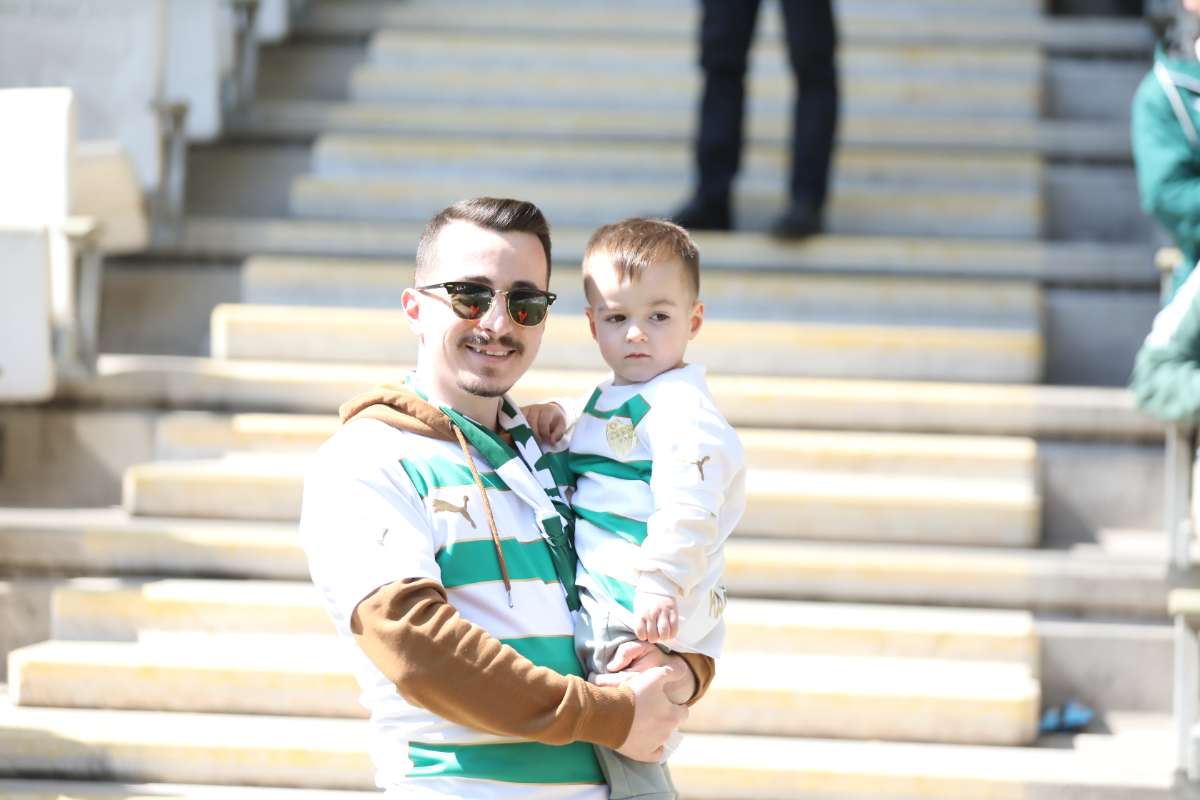 (FOTO GALERİ) Bursaspor-Kırşehir Belediyespor Maçından Taraftar Fotoğrafları