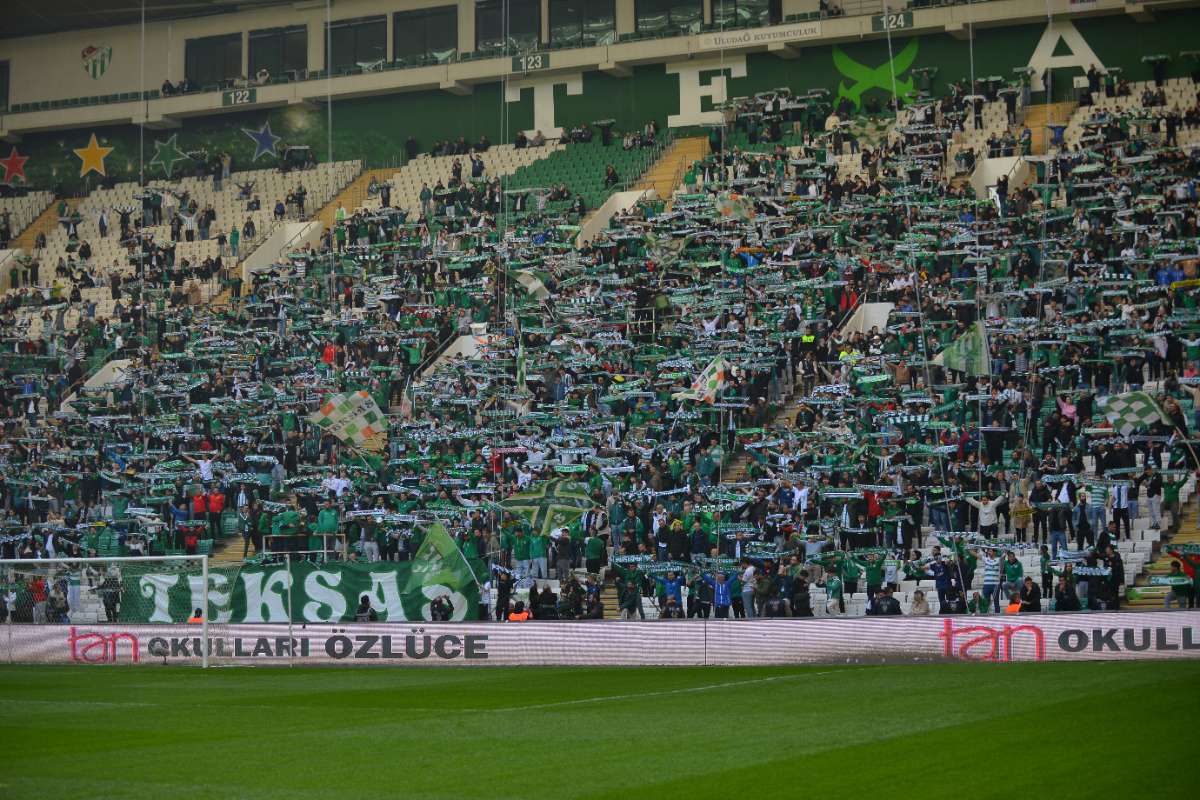 (FOTO GALERİ) Bursaspor-Kırşehir Belediyespor Maçından Taraftar Fotoğrafları