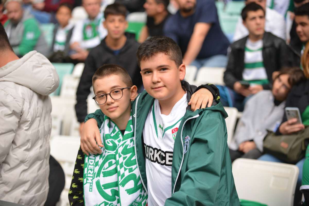 (FOTO GALERİ) BURSASPOR - 23 ELAZIĞ FK TARAFTAR FOTOĞRAFLARI