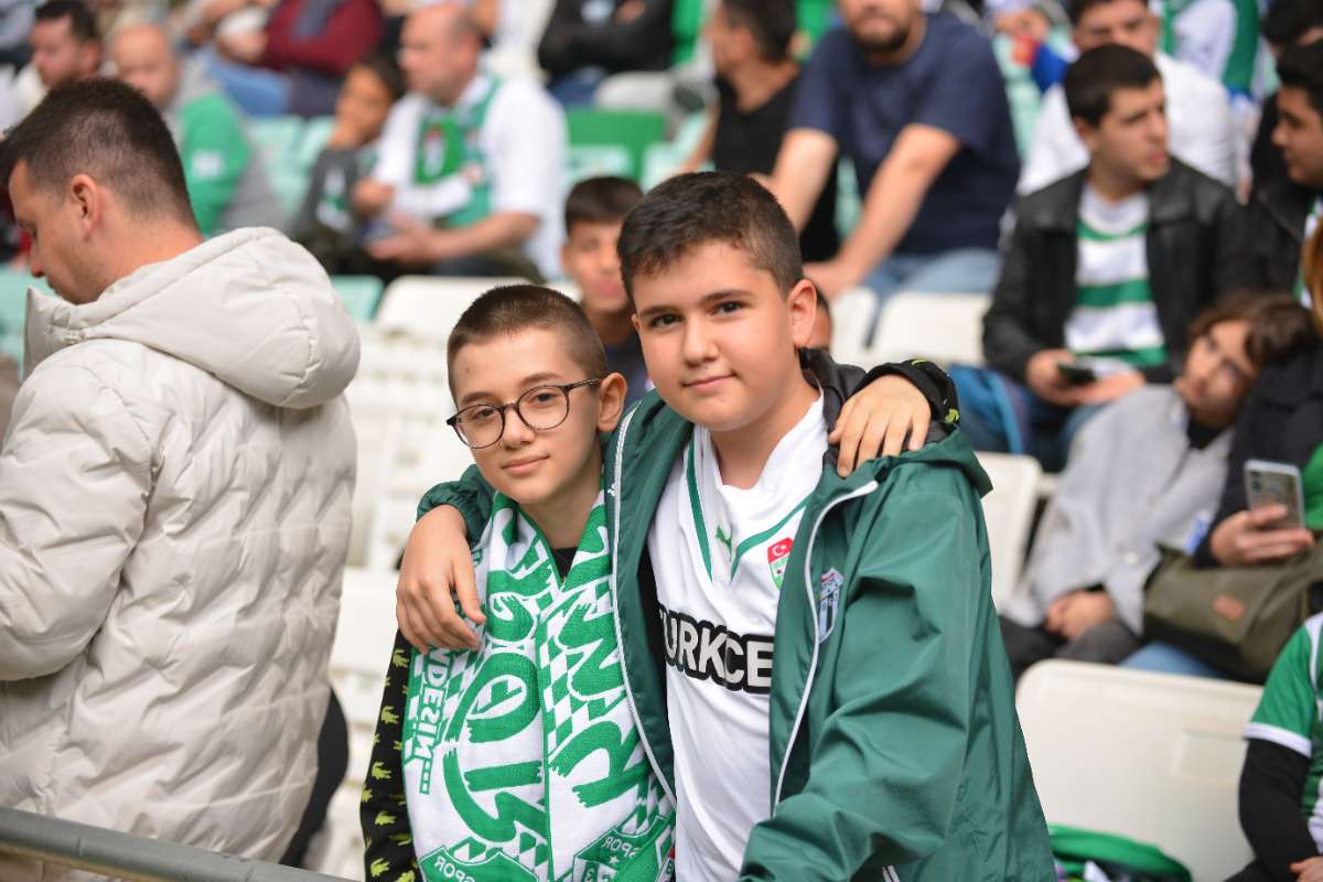(FOTO GALERİ) BURSASPOR - 23 ELAZIĞ FK TARAFTAR FOTOĞRAFLARI
