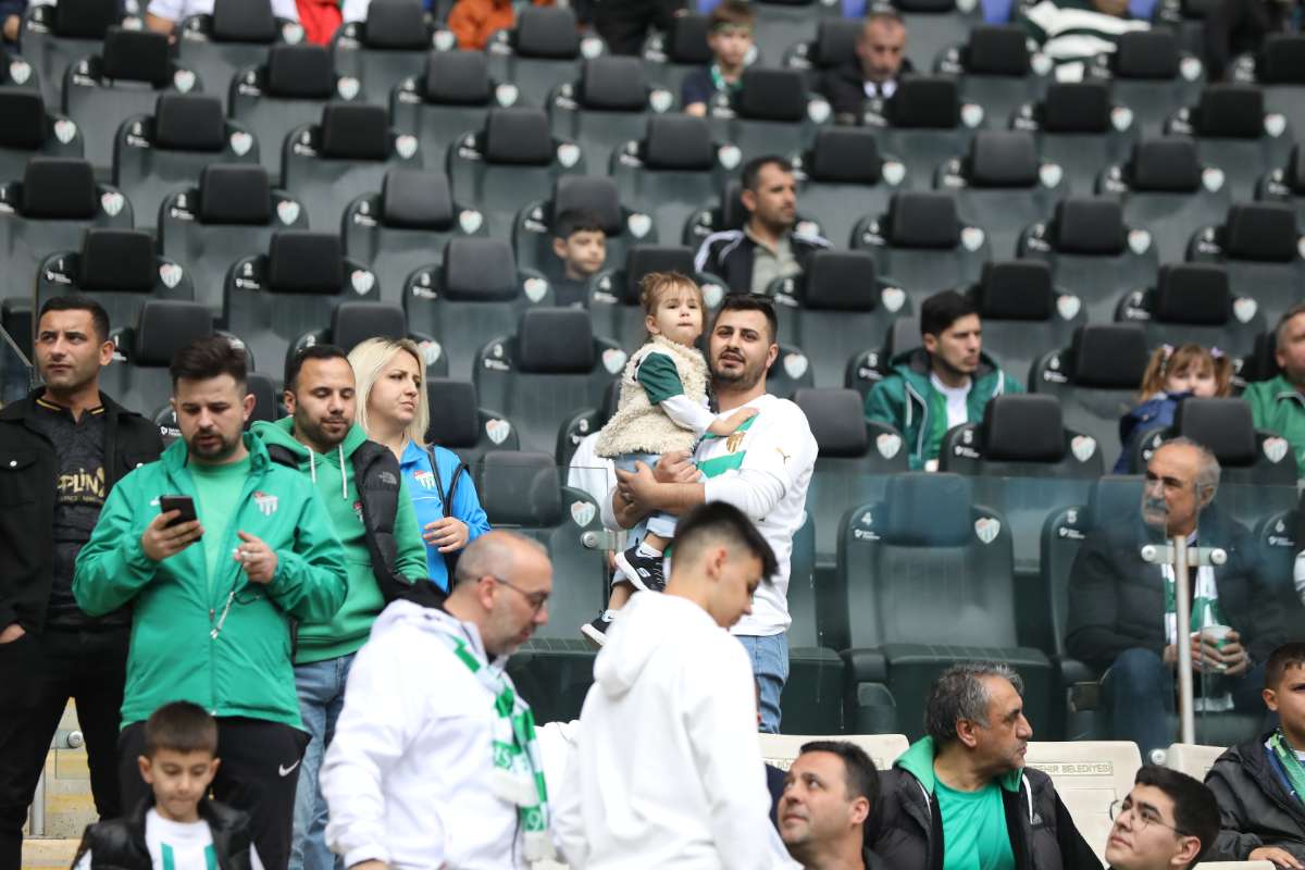 (FOTO GALERİ) BURSASPOR - 23 ELAZIĞ FK TARAFTAR FOTOĞRAFLARI