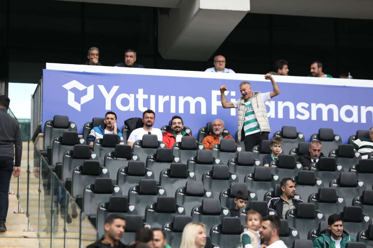 (FOTO GALERİ) BURSASPOR - 23 ELAZIĞ FK TARAFTAR FOTOĞRAFLARI