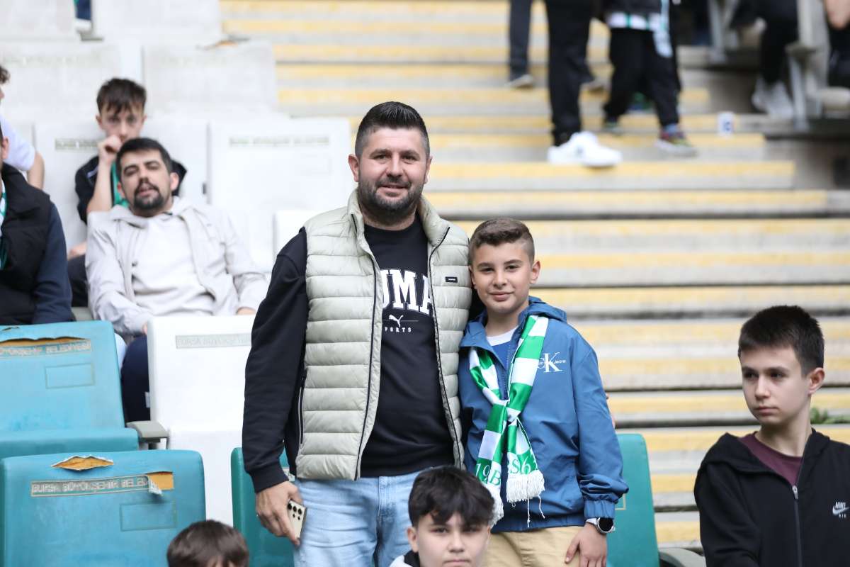 (FOTO GALERİ) BURSASPOR - 23 ELAZIĞ FK TARAFTAR FOTOĞRAFLARI