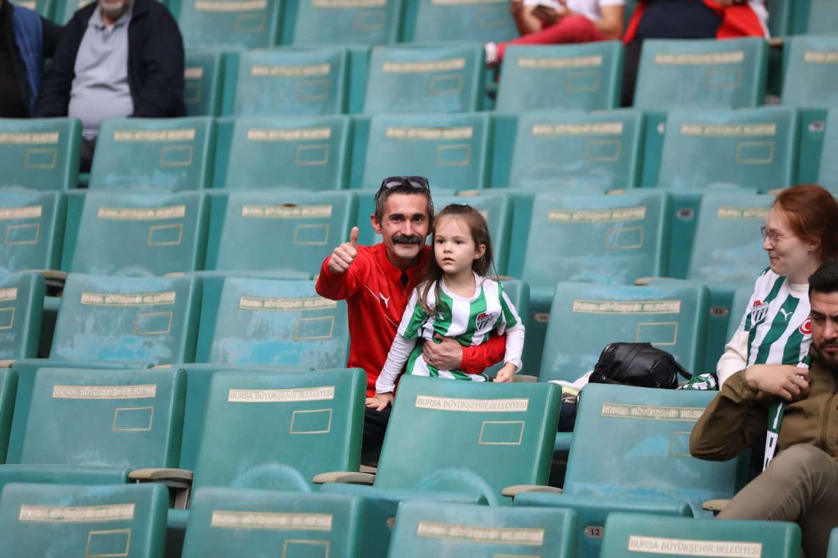 (FOTO GALERİ) BURSASPOR - 23 ELAZIĞ FK TARAFTAR FOTOĞRAFLARI