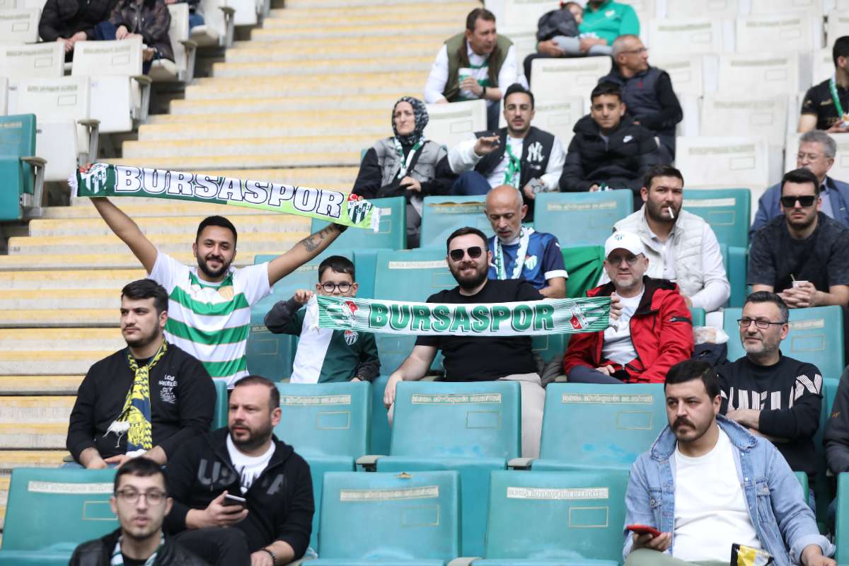 (FOTO GALERİ) BURSASPOR - 23 ELAZIĞ FK TARAFTAR FOTOĞRAFLARI