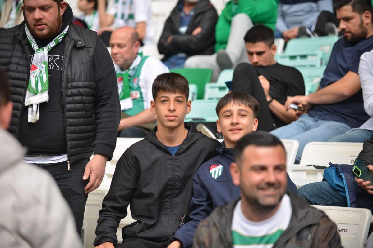 (FOTO GALERİ) BURSASPOR - 23 ELAZIĞ FK TARAFTAR FOTOĞRAFLARI