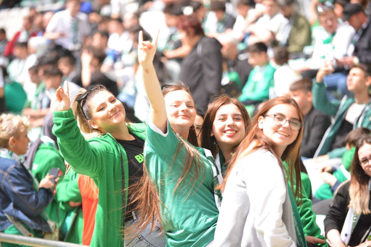 (FOTO GALERİ) BURSASPOR - 23 ELAZIĞ FK TARAFTAR FOTOĞRAFLARI