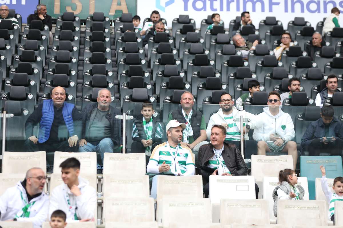 (FOTO GALERİ) BURSASPOR - 23 ELAZIĞ FK TARAFTAR FOTOĞRAFLARI