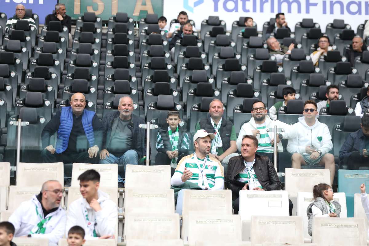 (FOTO GALERİ) BURSASPOR - 23 ELAZIĞ FK TARAFTAR FOTOĞRAFLARI