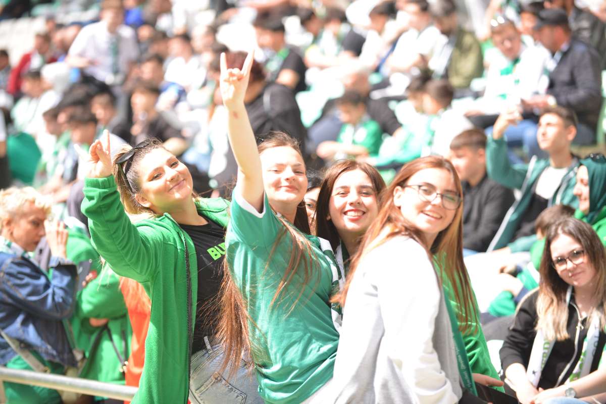 (FOTO GALERİ) BURSASPOR - 23 ELAZIĞ FK TARAFTAR FOTOĞRAFLARI
