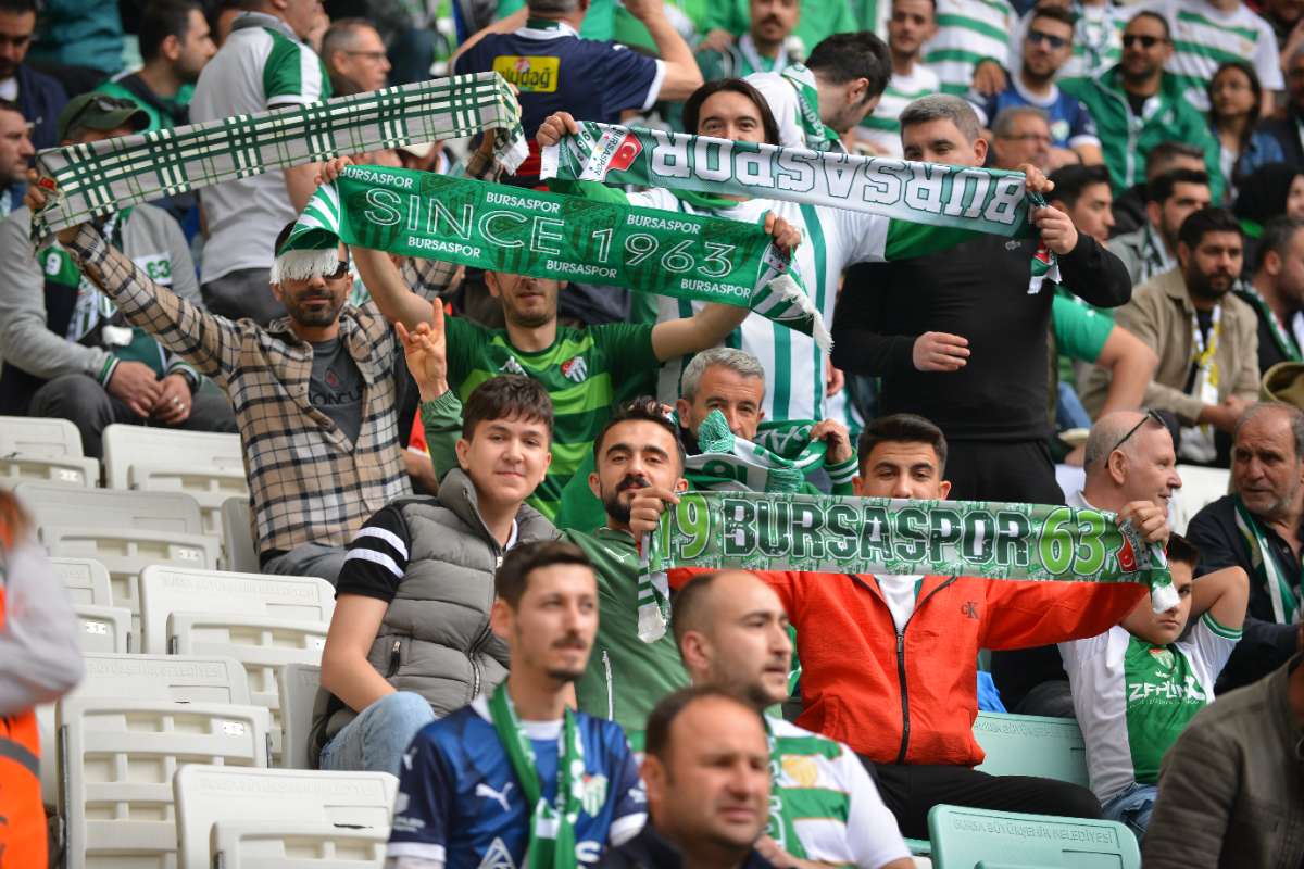 (FOTO GALERİ) BURSASPOR - 23 ELAZIĞ FK TARAFTAR FOTOĞRAFLARI