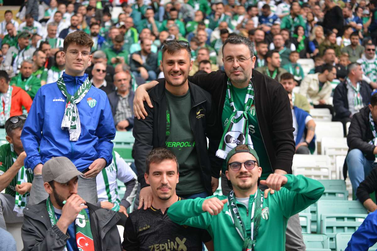 (FOTO GALERİ) BURSASPOR - 23 ELAZIĞ FK TARAFTAR FOTOĞRAFLARI