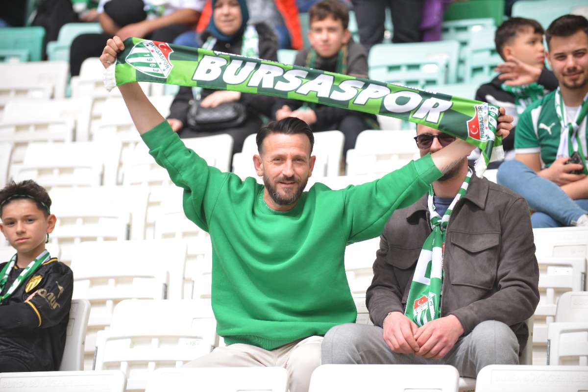 (FOTO GALERİ) BURSASPOR - 23 ELAZIĞ FK TARAFTAR FOTOĞRAFLARI