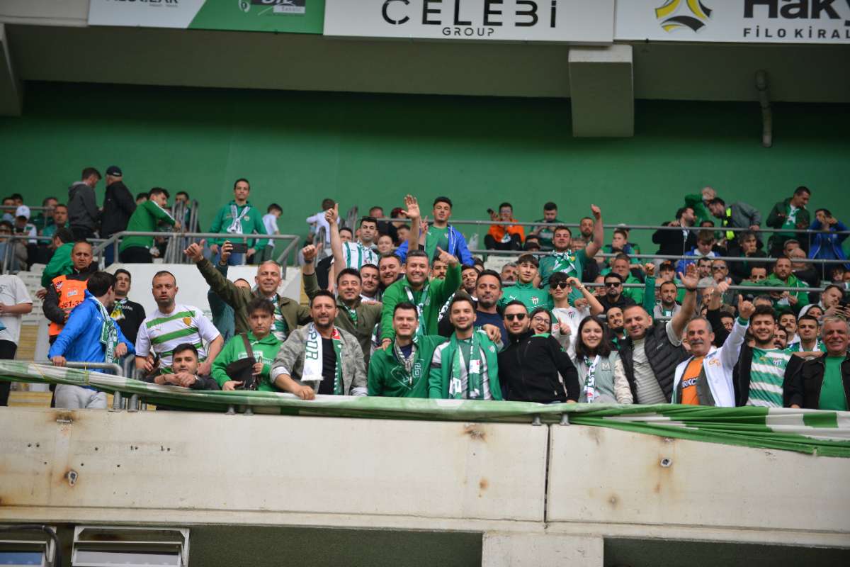 (FOTO GALERİ) BURSASPOR - 23 ELAZIĞ FK TARAFTAR FOTOĞRAFLARI
