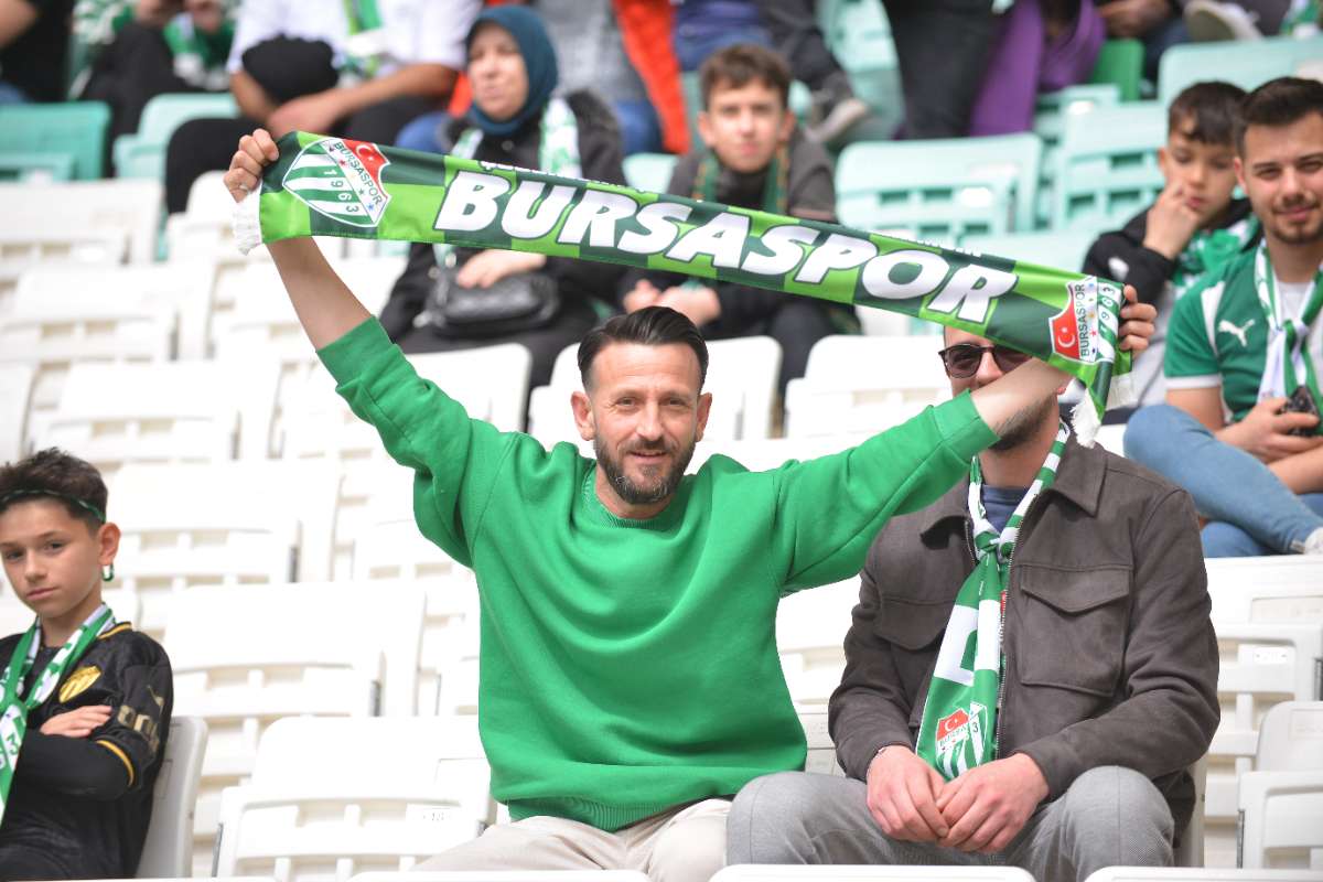 (FOTO GALERİ) BURSASPOR - 23 ELAZIĞ FK TARAFTAR FOTOĞRAFLARI