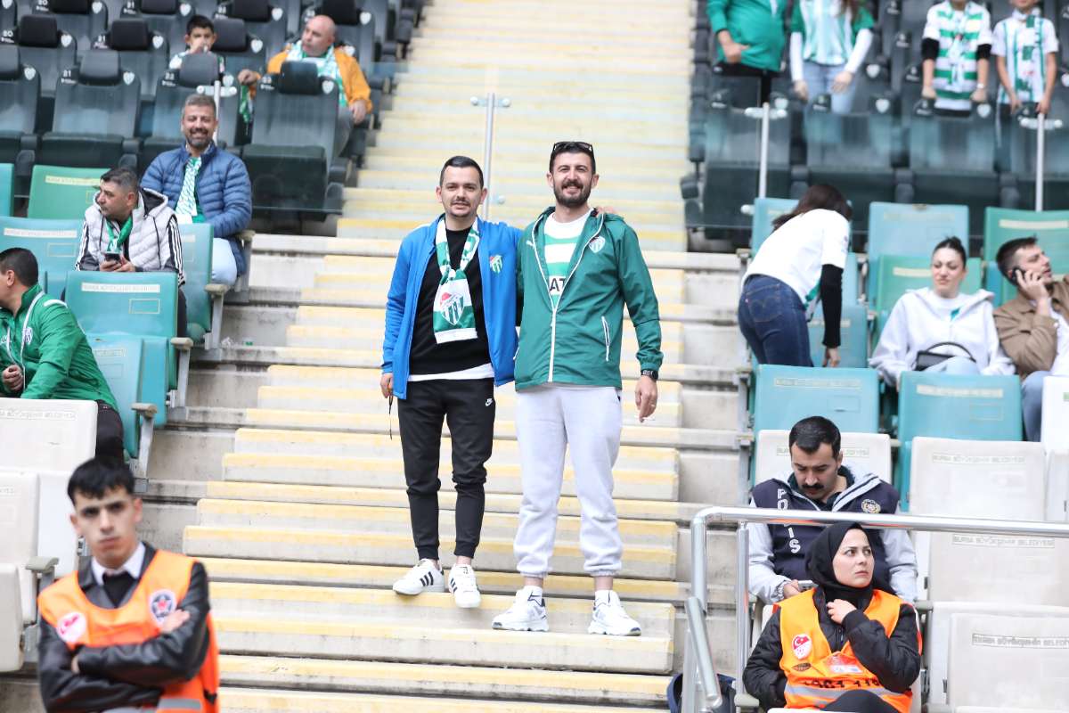 (FOTO GALERİ) BURSASPOR - 23 ELAZIĞ FK TARAFTAR FOTOĞRAFLARI