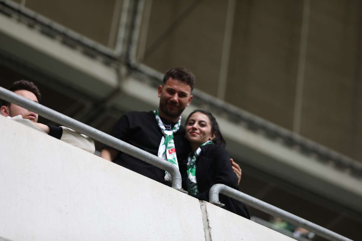 (FOTO GALERİ) BURSASPOR - 23 ELAZIĞ FK TARAFTAR FOTOĞRAFLARI